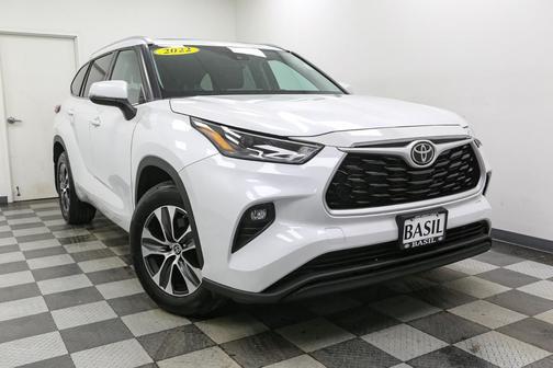 2022 Toyota Highlander XLE