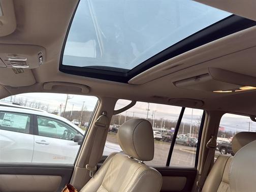 2003 Toyota Land Cruiser Base