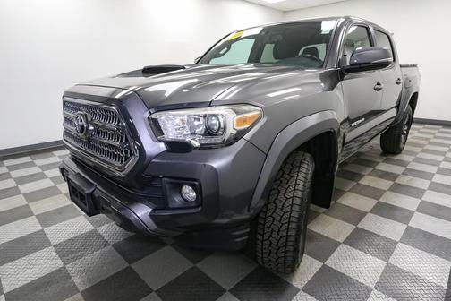 2016 Toyota Tacoma TRD Sport