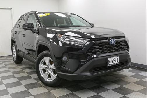 2019 Toyota RAV4 Hybrid XLE