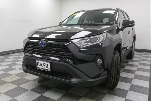 2019 Toyota RAV4 Hybrid XLE