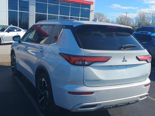2024 Mitsubishi Outlander PHEV