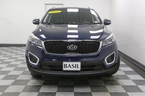 2016 Kia Sorento LX