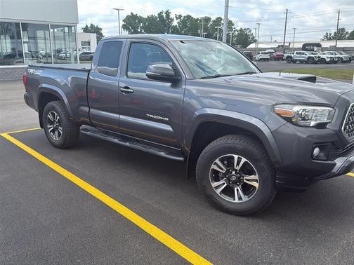 Magnetic Gray Metallic 2019 Toyota Tacoma SR5