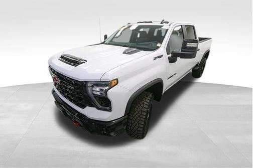 2024 Chevrolet Silverado 2500 4WD Crew Cab Standard Bed ZR2
