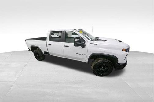 2024 Chevrolet Silverado 2500 4WD Crew Cab Standard Bed ZR2