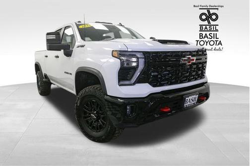 2024 Chevrolet Silverado 2500 4WD Crew Cab Standard Bed ZR2