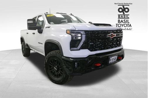 2024 Chevrolet Silverado 2500 4WD Crew Cab Standard Bed ZR2