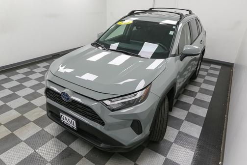 2023 Toyota RAV4 Hybrid XLE