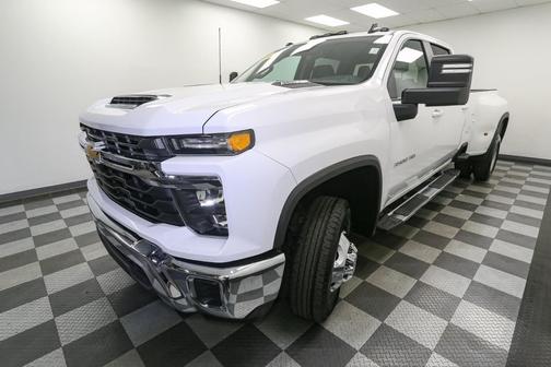 2024 Chevrolet Silverado 3500 LT