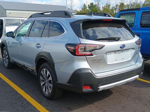 2024 Subaru Outback Limited XT