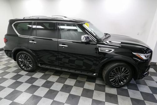 2023 INFINITI QX80 SENSORY AWD