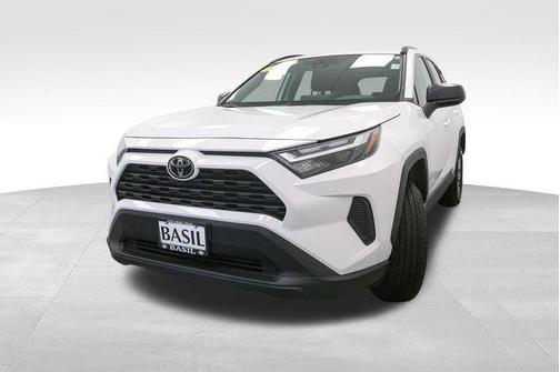 2025 Toyota RAV4 Hybrid SE