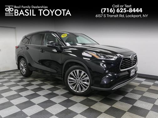 Midnight Black Metallic 2021 Toyota Highlander Platinum
