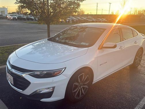 2021 Chevrolet Malibu FWD RS