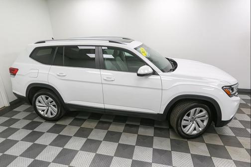 Pure White 2021 Volkswagen Atlas 3.6L SEL