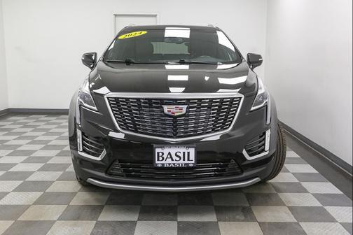 Stellar Black Metallic 2024 Cadillac XT5 Premium Luxury