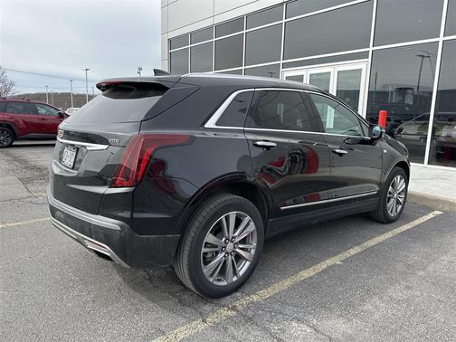Stellar Black Metallic 2024 Cadillac XT5 Premium Luxury