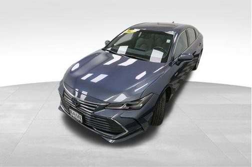 2021 Toyota Avalon Hybrid Limited