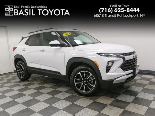 Summit White 2024 Chevrolet Trailblazer LT