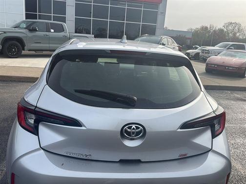 Classic Silver Metallic 2023 Toyota Corolla SE