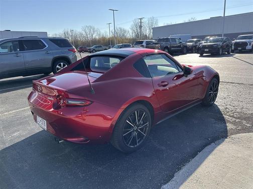 2025 Mazda MX-5 Miata RF Grand Touring
