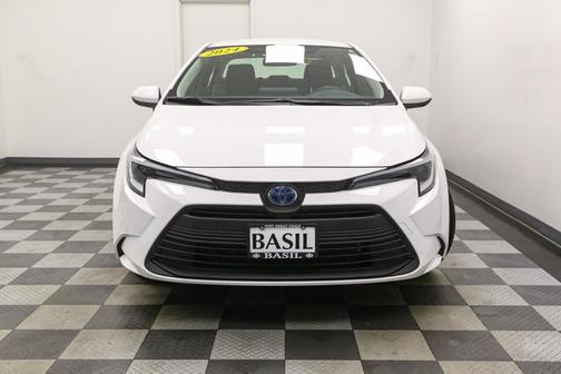 2024 Toyota Corolla Hybrid LE