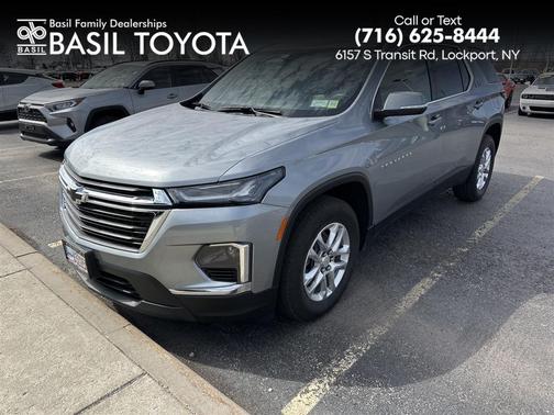Sterling Gray Metallic 2023 Chevrolet Traverse LS