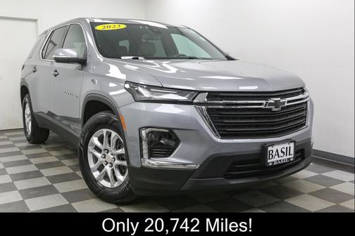 2023 Chevrolet Traverse LS