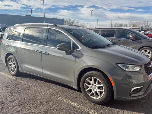2021 Chrysler Pacifica Touring L