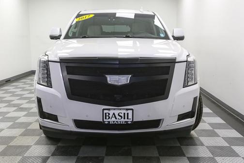 2017 Cadillac Escalade Luxury