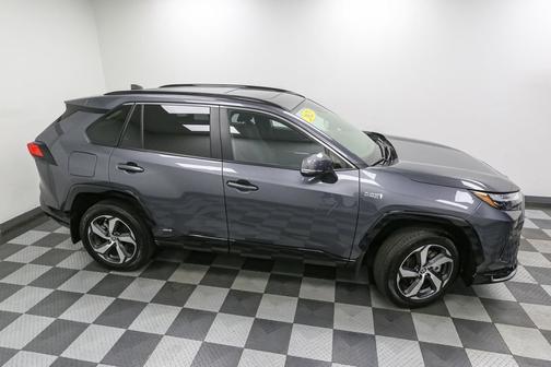 2023 Toyota RAV4 Prime SE