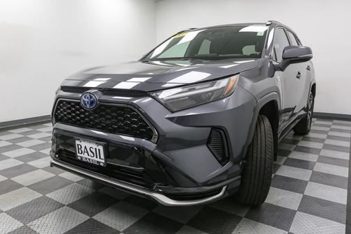 2023 Toyota RAV4 Prime SE