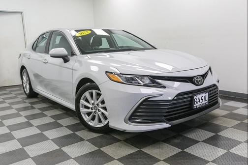 Ice Edge 2023 Toyota Camry LE
