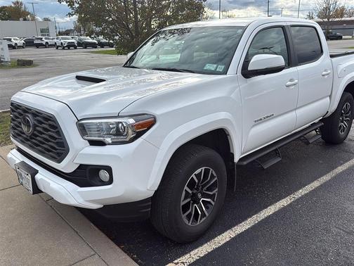 2023 Toyota Tacoma TRD Sport