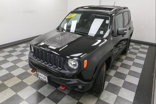 2017 Jeep Renegade Trailhawk