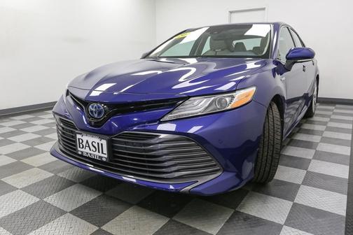 2018 Toyota Camry Hybrid XLE