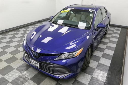 2018 Toyota Camry Hybrid XLE