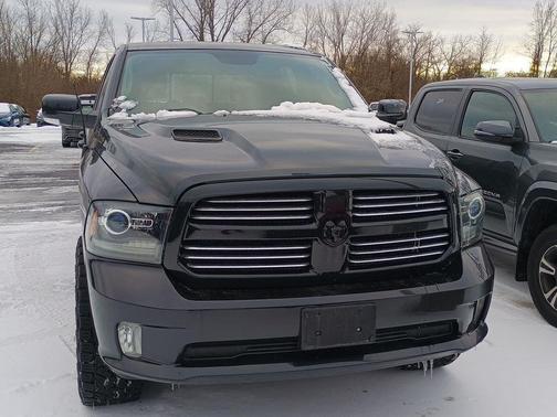 2016 RAM 1500 Sport