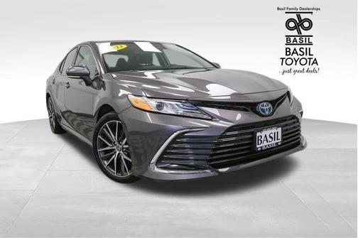 2023 Toyota Camry Hybrid XLE