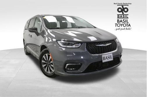 2022 Chrysler Pacifica Hybrid Touring L