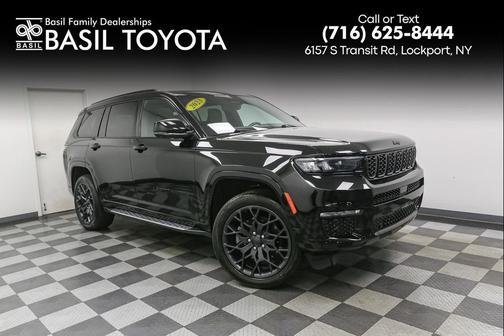 Diamond Black Crystal Pearlcoat 2023 Jeep Grand Cherokee L Summit Reserve