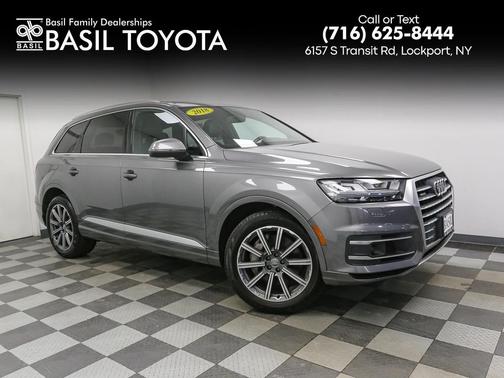 Graphite Gray Metallic 2018 Audi Q7 3.0T Premium Plus