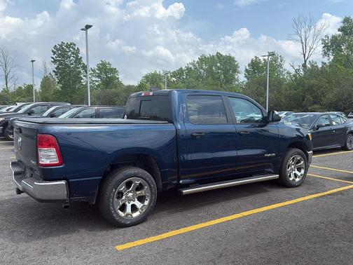 Patriot Blue Pearlcoat 2023 RAM 1500 Big Horn/Lone Star