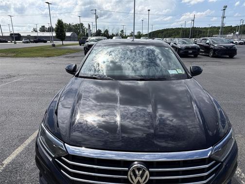 Deep Black Pearl 2019 Volkswagen Jetta 1.4T SEL