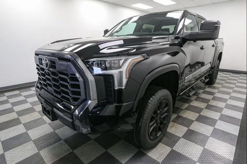 Midnight Black Metallic 2026 Toyota Tundra Platinum