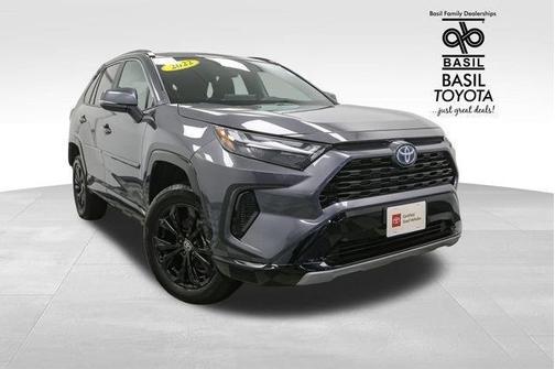 2022 Toyota RAV4 Hybrid SE