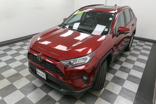 2020 Toyota RAV4 XLE Premium