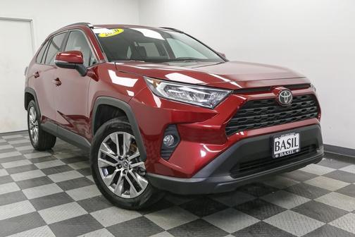 2020 Toyota RAV4 XLE Premium