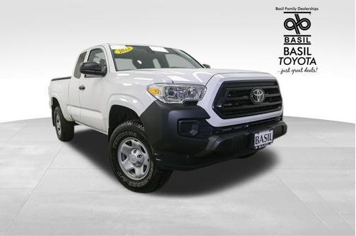 2022 Toyota Tacoma SR